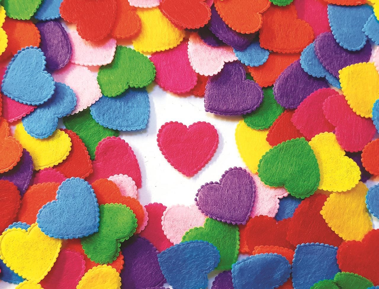 Felt Hearts (Pack of 100)