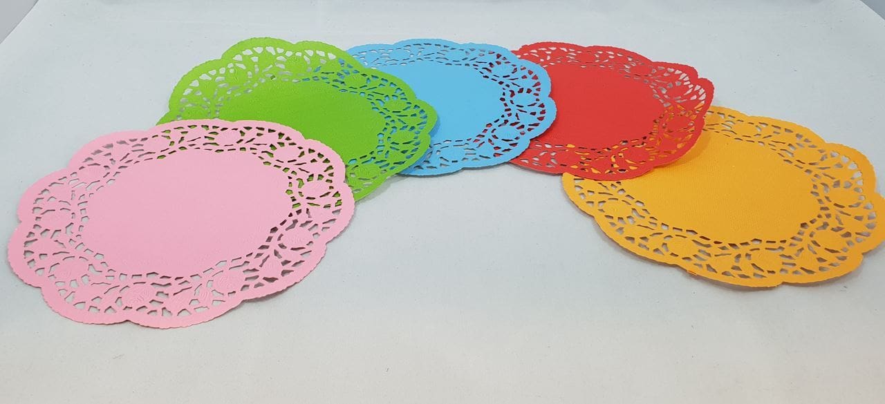 Coloured Doilies (Pack of 120)