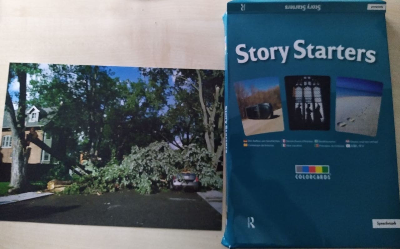 Story Starter Picture Cards (30 cards)